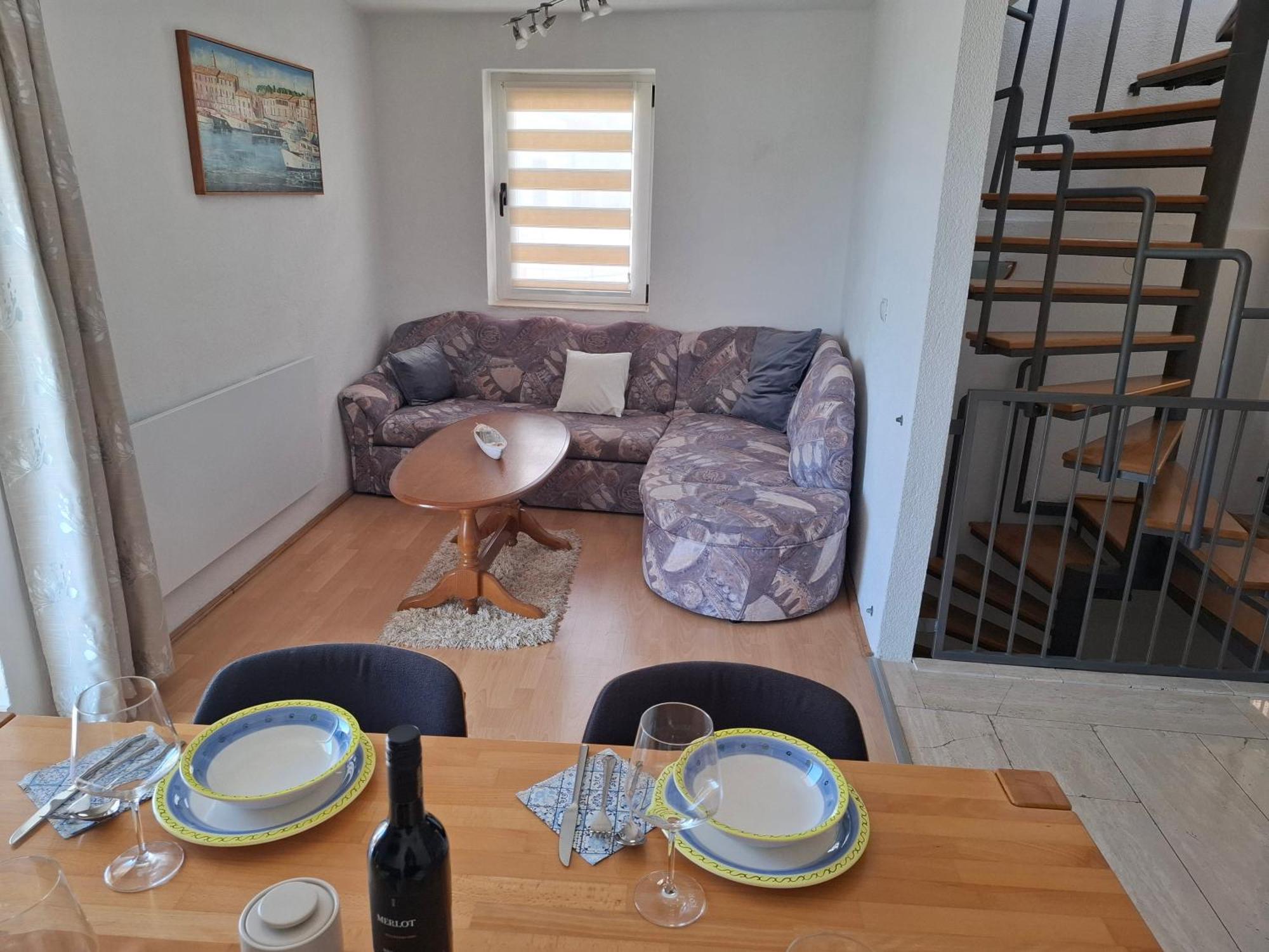 Apartment Kastilac Каштела Экстерьер фото
