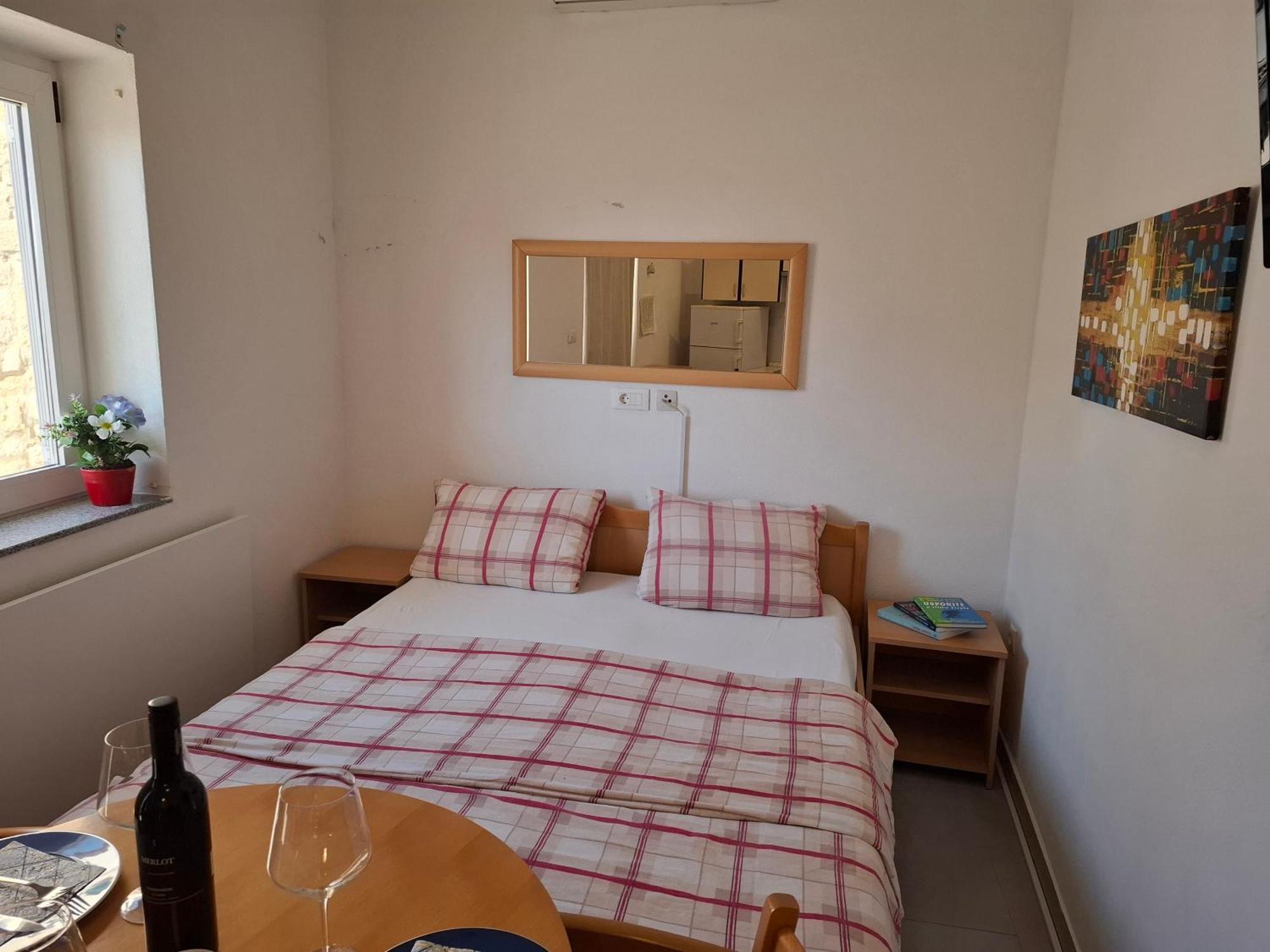 Apartment Kastilac Каштела Экстерьер фото